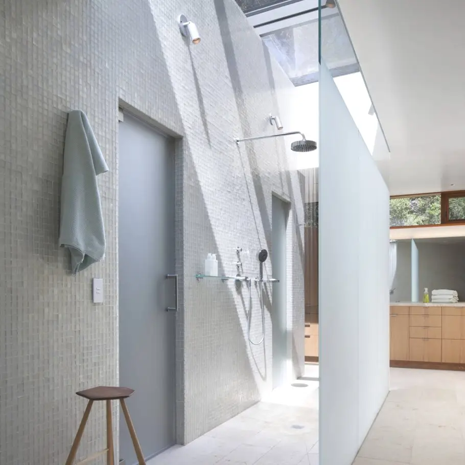 Bathroom Design Hillside Street, Milton, MA