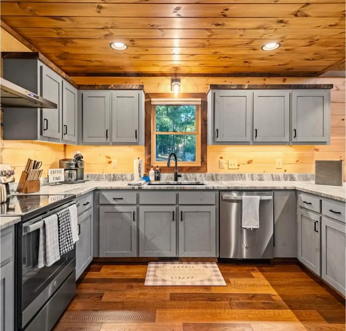 Custom layouts and finishes for Fenno Street kitchens