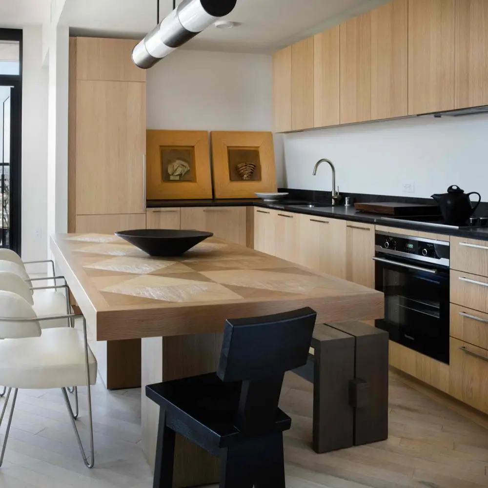 Exploring Custom Kitchen Transformations in Columbian Square